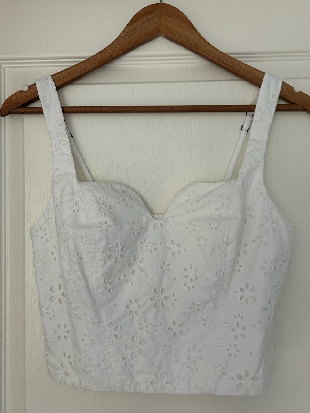 Abercrombie and Fitch White Eyelet Bustier Corset Crop Top
